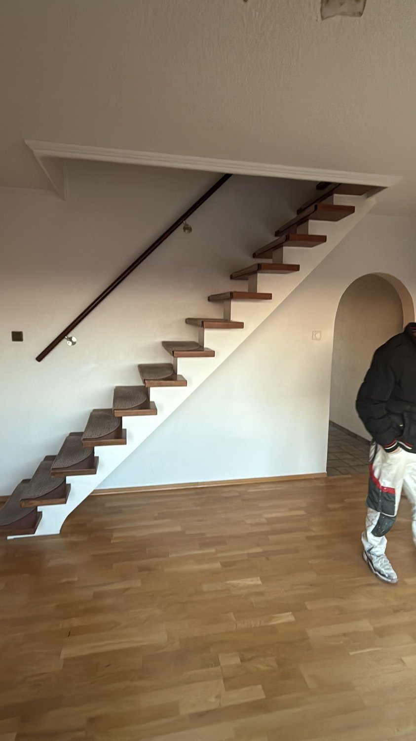 Sanierte Treppe